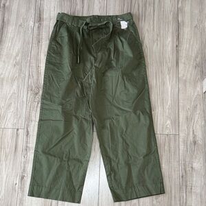 TIME TRUE Olive Green Women’s Capri Pants